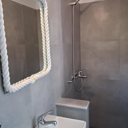 Roumers Seaside Apartment *